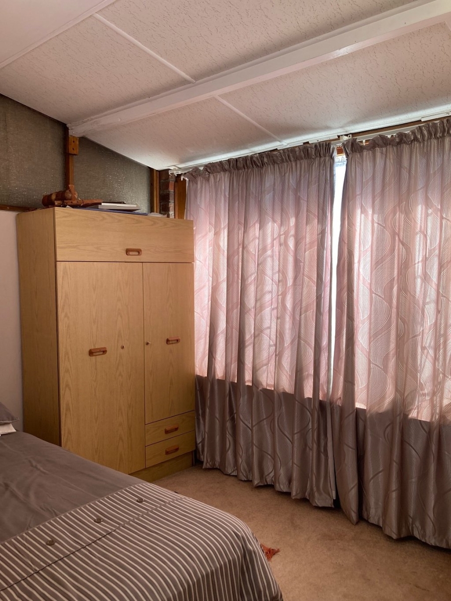 4 Bedroom Property for Sale in Amalinda Eastern Cape